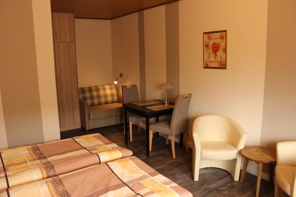 Jahnkes Gasthaus-Pension garni Todesfelde Bagian luar foto